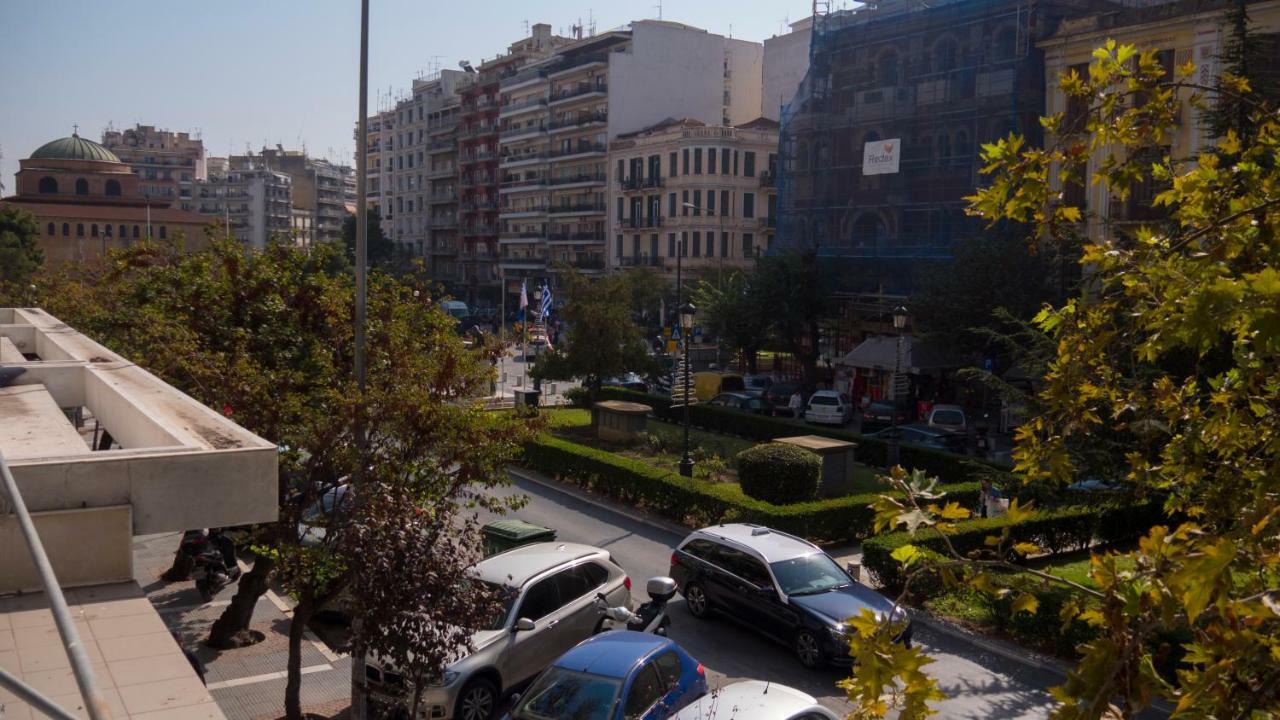 Apartment In The Heart Of Thessaloniki'S Center Exterior photo